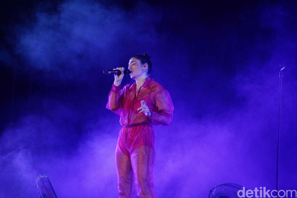 Lorde