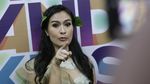 Iis Dahlia Cuek Meski Di-bully Netizen