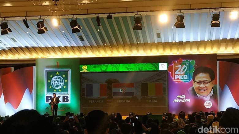 Jokowi: Juara Piala Dunia Prancis-Kroasia-Belgia, PKB Akan Sukses Jokowi: Juara Piala Dunia Prancis-Kroasia-Belgia, PKB Akan Sukses