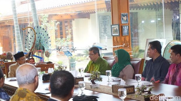 Menlu Malaysia temui BJ Habibie / 