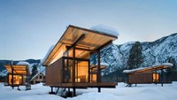 The Rolling Huts yang ada di kompleks Washington terlihat lebih seperti jenis pondok pondok modern daripada hotel biasa Anda. Pondok-pondok datang di atas roda tetapi mengharapkan kenyamanan sebanyak di kamar hotel yang tepat. Istimewa/luxatic.