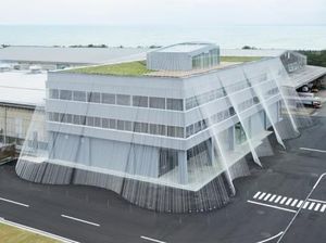 Cara Unik Bikin Gedung Tahan Gempa