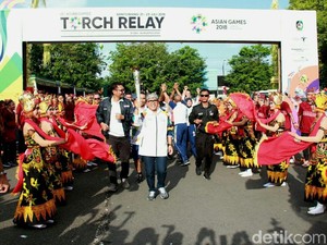 Banyuwangi Sambut Kirab Obor Asian Games 2018 dengan Atraksi Seni