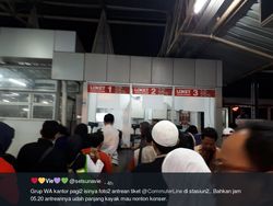 Curhat Antrean Tiket Kertas Commuterline