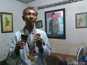Juara di Inggris, Soeharto Si Suami Tunanetra Bertemu Ratu Elizabeth