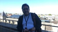 Rano Karno Cs menginap di W Hotel yang berada di pusat Amsterdam. Ini pemandangannya dikelilingi bangunan-bangunan yang khas. Foto: Nugraha Rodiana