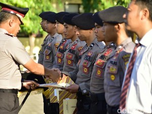 Bongkar Peredaran Kosmetik dan Jamu Ilegal, 8 Polisi Dapat Reward