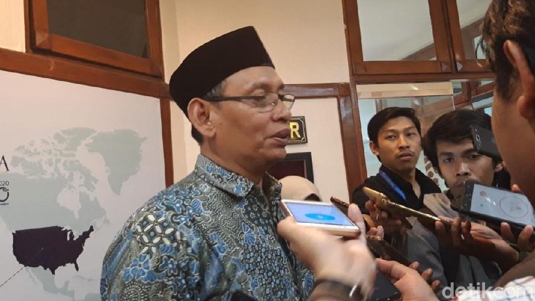 Sambut Penerima Bidikmisi, Rektor Unair: Selesaikan Studi Tepat Waktu Sambut Penerima Bidikmisi, Rektor Unair: Selesaikan Studi Tepat Waktu