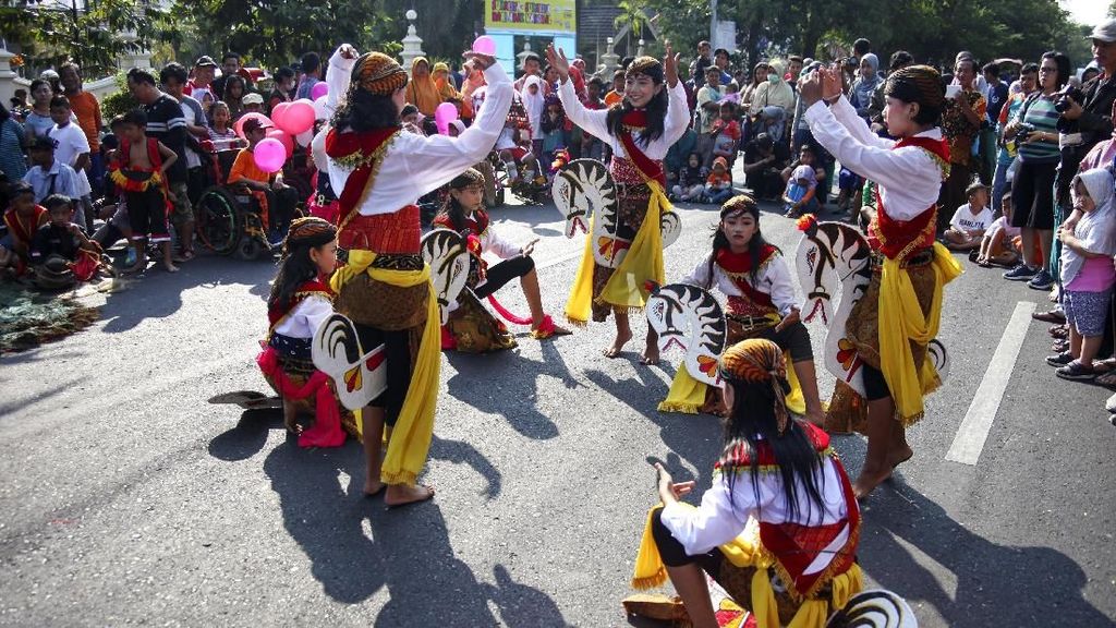 Melihat Beragam Cara Perayaan Hari Anak Nasional di Berbagai Daerah Melihat Beragam Cara Perayaan Hari Anak Nasional di Berbagai Daerah