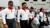 Joy Sailing tersebut digelar di atas KRI dr Soeharso -990 yang berlayar dari Mako Kolinlamil ke Perairan Teluk Jakarta.