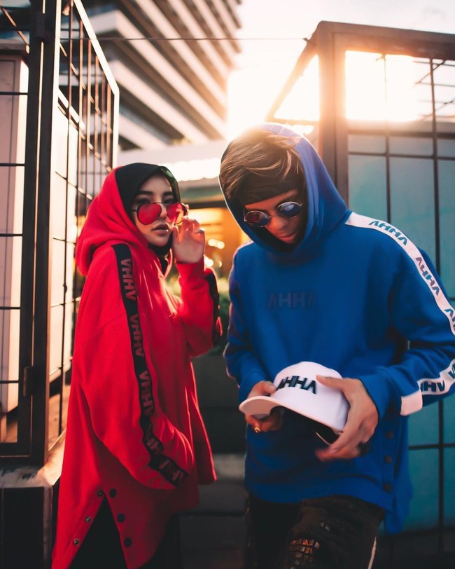 Nama Atta Halilintar populer di tengah generasi millenial. Youtuber yang memiliki 4 juta subscribers ini merupakan anak pertama dari keluarga Gen Halilintar yang viral. Foto: Instagram/bae_biiiiiii