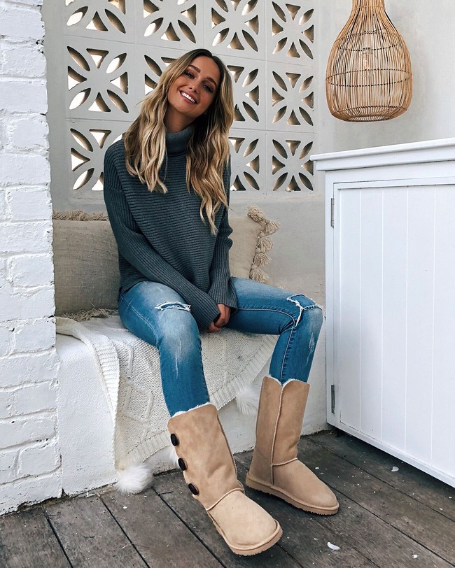 Makanan yang kukonsumsi adalah pisang untuk mendorong energi, tuna untuk vitamin B dan protein, dan aku suka telur karena itu membuatku kenyang dan mencegah kebanyakan makan, kata wanita yang juga suka teh hijau itu. Foto: Instagram @brooklynkellyy