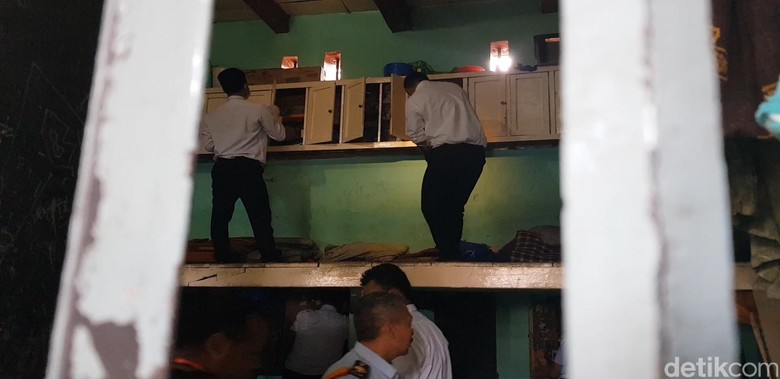 Alat Kreativitas Napi Lapas Sukabumi Disita Petugas Alat Kreativitas Napi Lapas Sukabumi Disita Petugas
