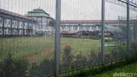 Hingga hari ini total penghuni Lapas Kelas 1 Cipinang sebanyak 3.646 orang.