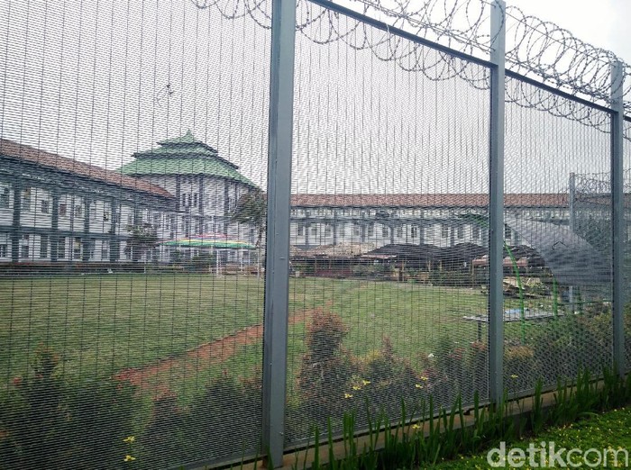 Saung elite yang berada di Lapas Sukamiskin masih berdiri sampai saat ini. Ini penampakannya.