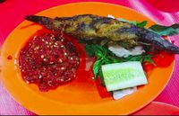 Sedap Murah Meriah Pecel Lele Plus Sambal  Menyengat Bisa 