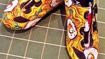 Uniknya Kalung hingga Sepatu yang Dibuat dengan Gambar Mie Instan dalam Mangkuk
