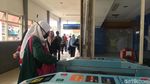 Foto: Penumpang KRL Tak Lagi Pakai Tiket Kertas