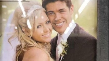 Hiii, wajahnya putih tapi kok tangannya hitam. Foto: Internet