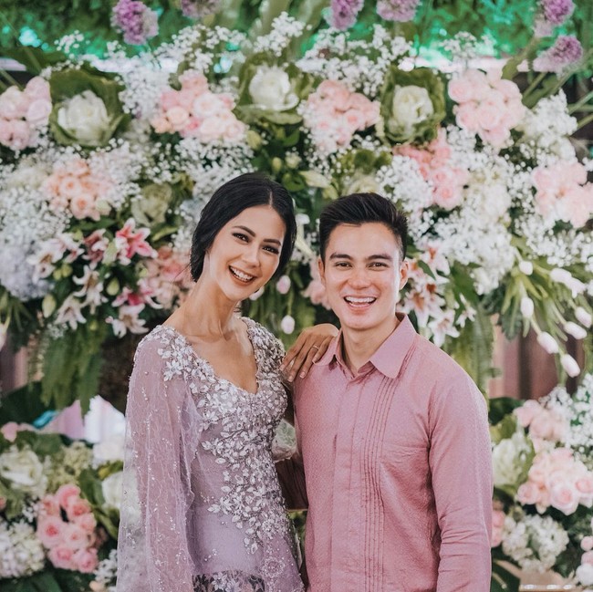 Baim Wong dan Paula Verhoeven tunangan pada 21 Juli 2018, setelah delapan bulan berpacaran. Tak lama kemudian, mereka menikah pada 22 November 2018. Foto: Dok. Instagram/Paula Verhoeven