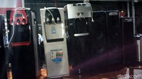 Padahal berdasarkan aturan, barang-barang tersebut tidak boleh masuk ke dalam Lapas.