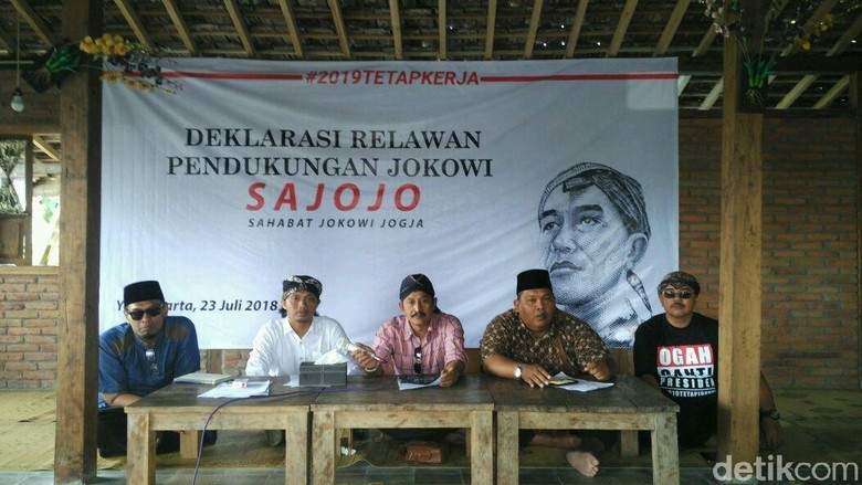 Sahabat Jokowi Jogja Setuju Mahfud MD Jadi Cawapres Sahabat Jokowi Jogja Setuju Mahfud MD Jadi Cawapres