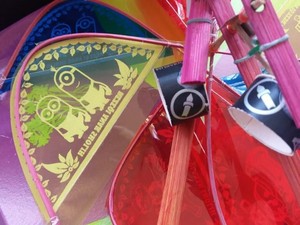 Kontroversi Mainan dengan Logo Merek Rokok di Peringatan Hari Anak