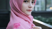Banyak yang memuji kecantikan Nabila Aprillya. Instagram/bae_biiiiiii