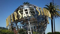 Taman bermain selanjutnya adalah Universal Studio Hollywood yang terletak di Amerika Serikat. Taman bermain ini memiliki berbagai macam wahana bermain yang disesuaikan dengan film-film yang diproduksi oleh Universal Studio. Istimewa/Pinterest.