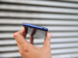 Unboxing Smartphone Murah Meriah Honor 7S