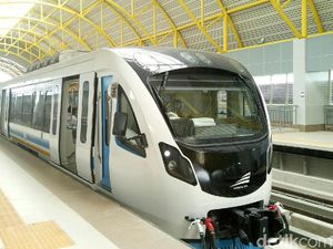 LRT Palembang Mulai Beroperasi Hari Ini