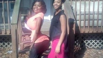 Wah, wanita ini diet apa yaa pinggangnya kecil begitu. Foto: Internet