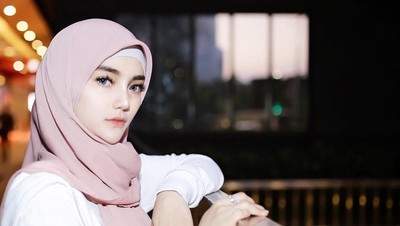 Cantiknya Calon Istri Atta Halilintar, Mantan Artis Bigo Live yang Hijrah