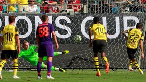 Liverpool Dilibas Dortmund di ICC