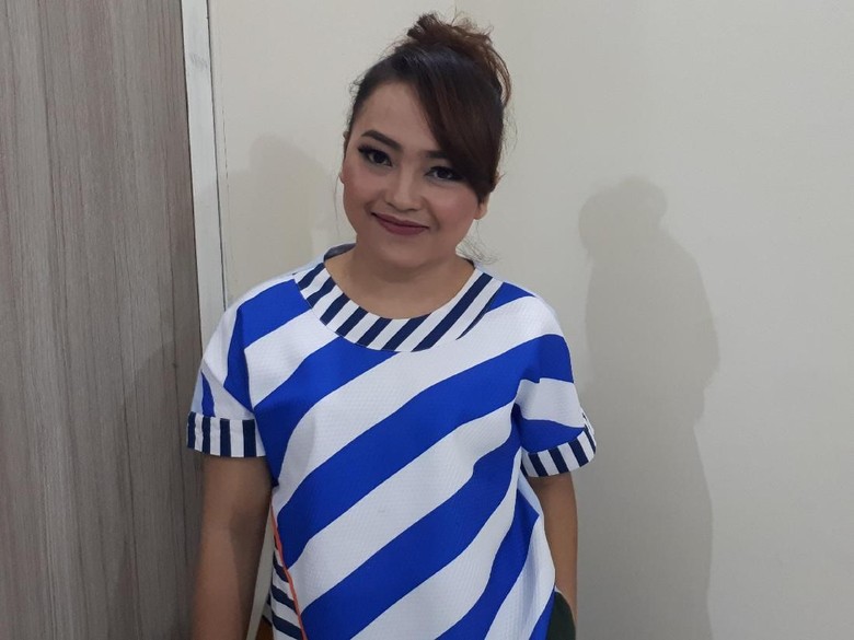 Mendadak Eksis di TV, Nina Mpok Alpa Kini Kehidupannya Berubah Mendadak Eksis di TV, Nina Mpok Alpa Kini Kehidupannya Berubah