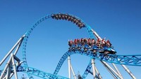 Taman bermain Europa Park adalah taman bermain terbesar di Jerman yang terletak di daerah Rust, Jerman Barat. Taman bermain ini memiliki 12 roller coaster yang mempunyai keunikan yang berbeda. Selain taman bermain yang luas, di tempat ini juga berlangsung pertunjukan tahunan Euro Dance Festival yang selalu menarik minat jutaan orang di seluruh dunia. Istimewa/Pinterest.