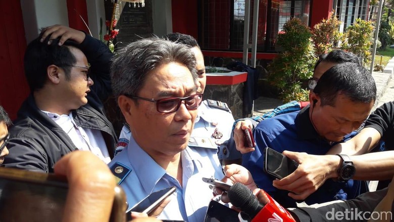 Plh Kalapas Sukamiskin: Fuad Amin di RS Borromeus Plh Kalapas Sukamiskin: Fuad Amin di RS Borromeus