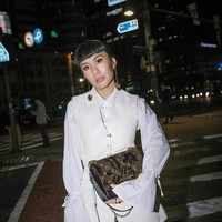 Savina pun mengaku bahwa menjadi selebgram merupakan pekerjaan tanpa libur. Kita harus selalu siap dengan ponsel, membalas semua email dari klien dan secara terus bekerja tak ada henti, ungkap Savina. Foto: Dok. Instagram/Savina Chai