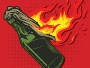 Rumah Kadishub Banda Aceh Diduga Dilempar Molotov, Pelaku Terekam CCTV