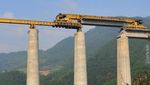 Mengintip Cara Monster China Bangun Jembatan