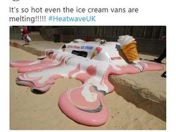 Meme Kocak Warga Inggris Tak Tahan Cuaca Panas