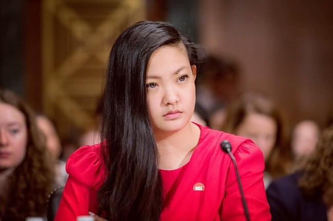 Menurut data hampir 70% orang yang diserang secara seksual tidak melaporkan kejadian atau berusaha menuntut. Undang-undang ini pun diharapkan bisa mendorong mereka untuk melakukan pelaporan dan penuntutan. Foto: Instagram @amandangocnguyen