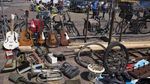 Menelusuri Pasar Loak Paling Besar Nan Unik di Eropa