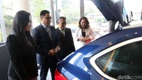 Kedua mobil tersebut hadir dalam jumlah sangat terbatas dan akan ditampilkan untuk pertama kalinya di ajang Gaikindo Indonesia International Auto Show 2018 (GIIAS).