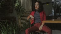 Rinrin dan Iqbaal seumuran. Gaya Rinrin keren ya? Foto: Dok. Instagram/tarrarin