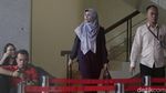 Diperiksa KPK, Inneke Tenteng Tas Mewah Louis Vuitton