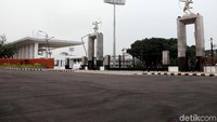 Penertiban PKL Sate Taichan ini sengaja dilakukan karena ingin kawasan Senayan steril dari para PKL selama Asian Games berlangsung. Keramaian yang disebabkan oleh lapak para PKL Sate Taichan sering berdampak terjadinya kemacetan di jalan sekitar GBK.