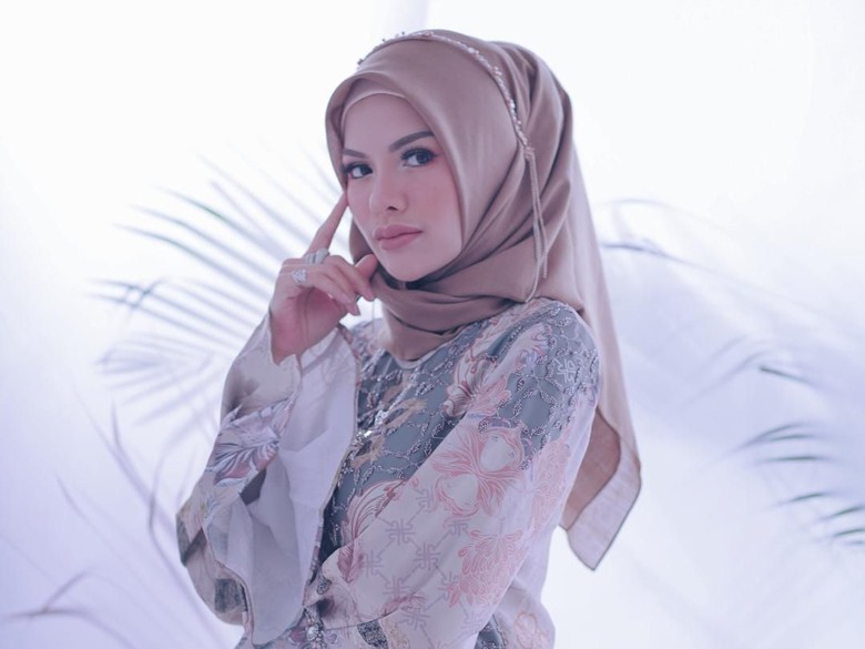 Dijodohkan dengan Sandy Tumiwa, Nikita: Nauzubillah Min Zalik! Dijodohkan dengan Sandy Tumiwa, Nikita: Nauzubillah Min Zalik!