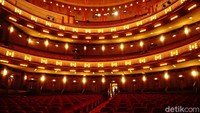 Bioskop Pathe Tuschinski sendiri adalah bioskop yang menyerupai gedung opera. Foto: Nugraha/detiHOT
