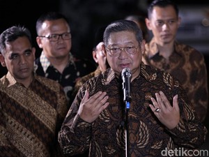 Rommy-Ngabalin Disuruh Hati-hati, SBY Jangan Baper